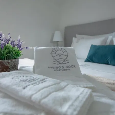 Aveiro's Dock Апартаменты *
