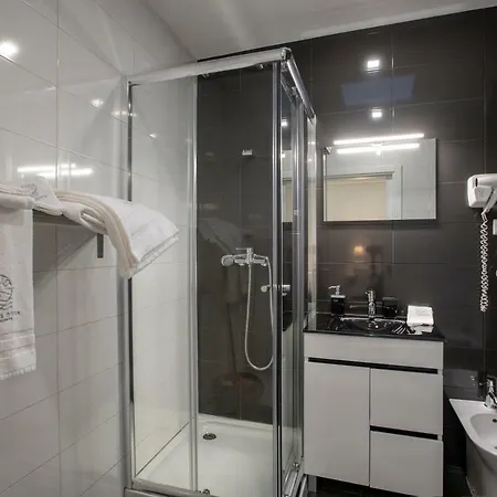 Aveiro's Dock * Авейру