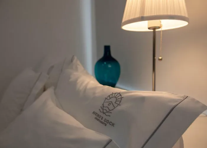 Aveiro's Dock * Aveiro